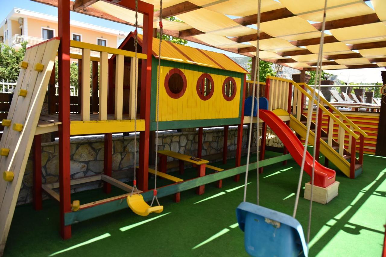 Hotel Kriti Max , Shengjin Shëngjin Dış mekan fotoğraf