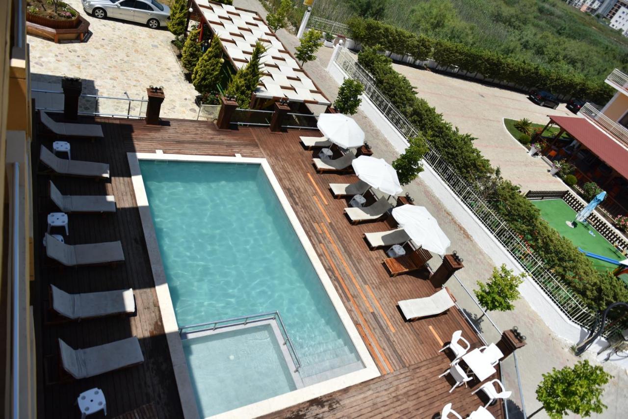 Hotel Kriti Max , Shengjin Shëngjin Dış mekan fotoğraf