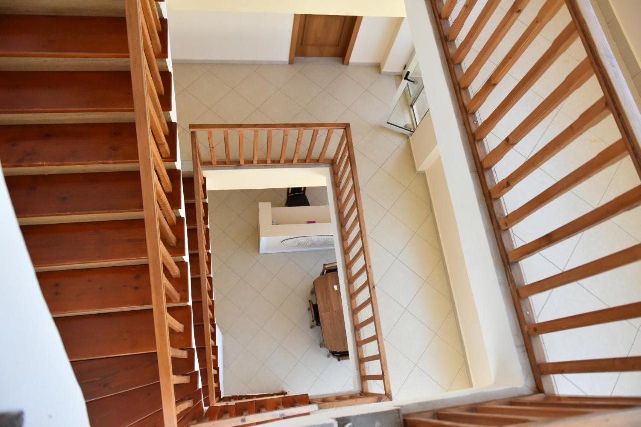 Hotel Kriti Max , Shengjin Shëngjin Dış mekan fotoğraf