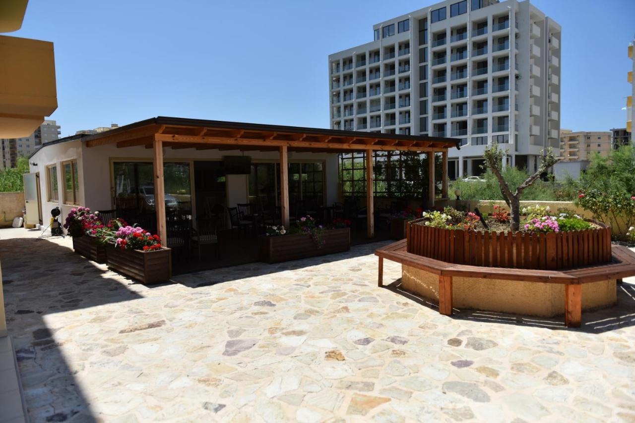 Hotel Kriti Max , Shengjin Shëngjin Dış mekan fotoğraf