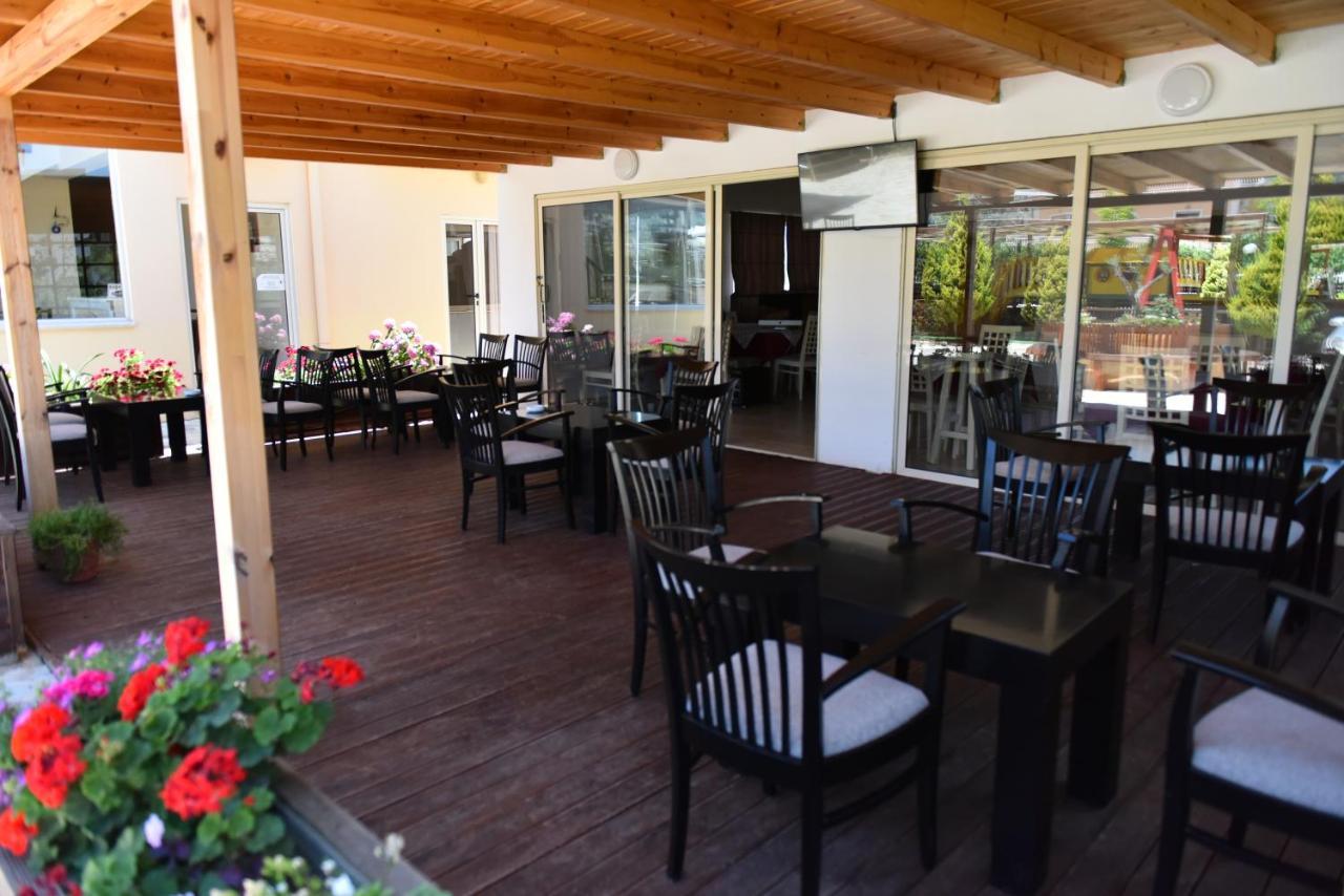 Hotel Kriti Max , Shengjin Shëngjin Dış mekan fotoğraf
