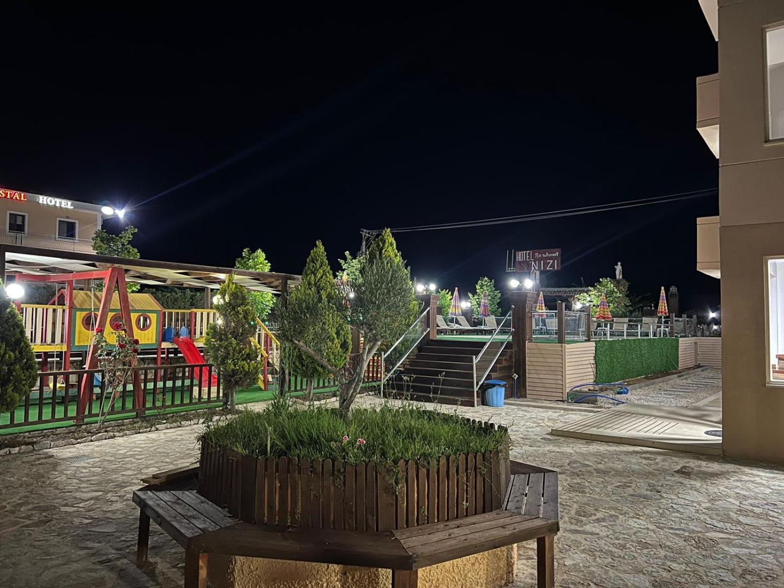 Hotel Kriti Max , Shengjin Shëngjin Dış mekan fotoğraf
